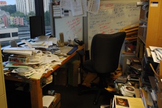 clutter picture